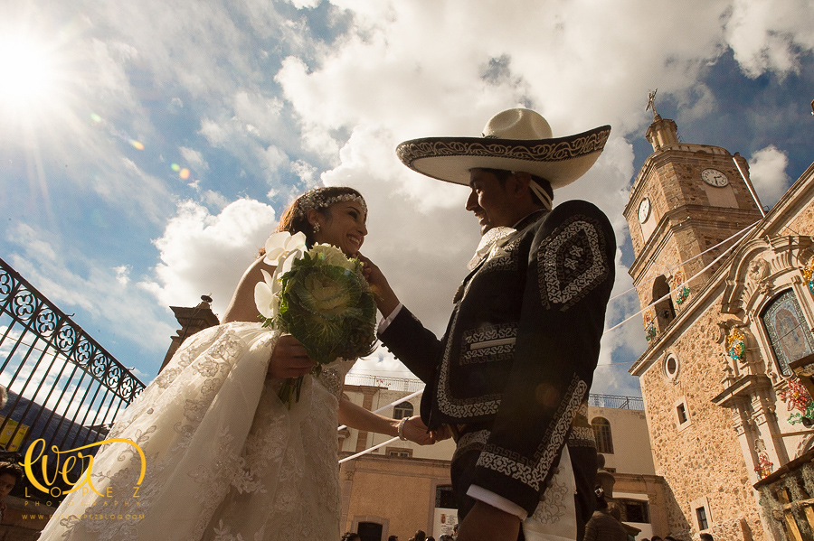 Finding Traditional Mexican Wedding Dresses LoveToKnow | vlr.eng.br